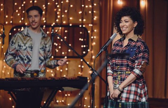 „Coraz bliżej święta” w reklamie Coca-Coli w tym roku śpiewa Natalia Kukulska (wideo)