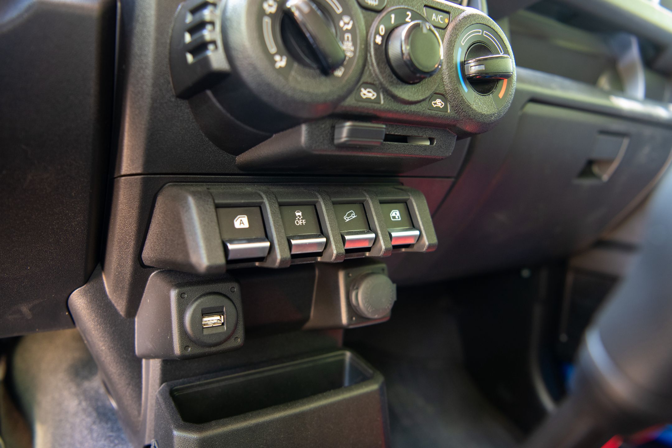 Suzuki Jimny 1.5 VVT