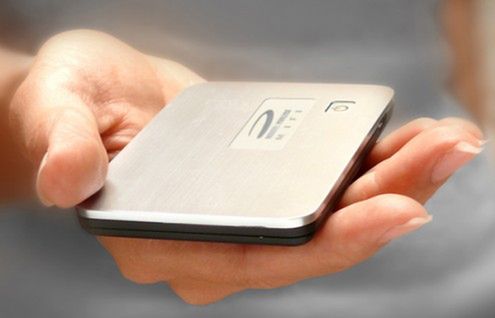 Novatel MiFi - mobilny hotspot 3G wielkości karty kredytowej