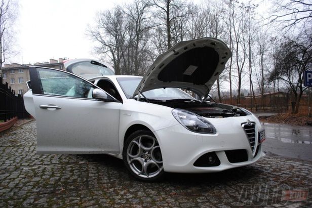 Alfa Romeo Giulietta 1,4 TB MultiAir [wideotest autokult.pl cz. 2]