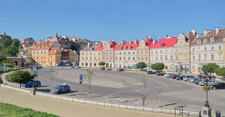 W sobotę koncert na Placu Zamkowym. Ustawią scenę i wygrodzą plac, kierowcy nie będą mogli tu wjechać