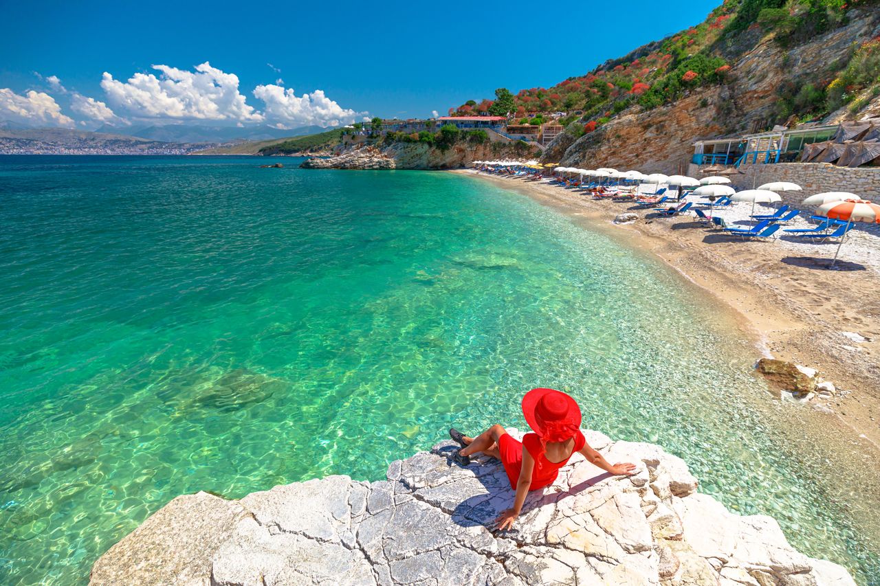 Plaża Pulebardha  kilka km od kurortu Ksamil