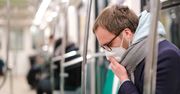 Koronawirus w Polsce. Maseczki ochronne bezpieczne dla okularników? Lekarz odpowiada