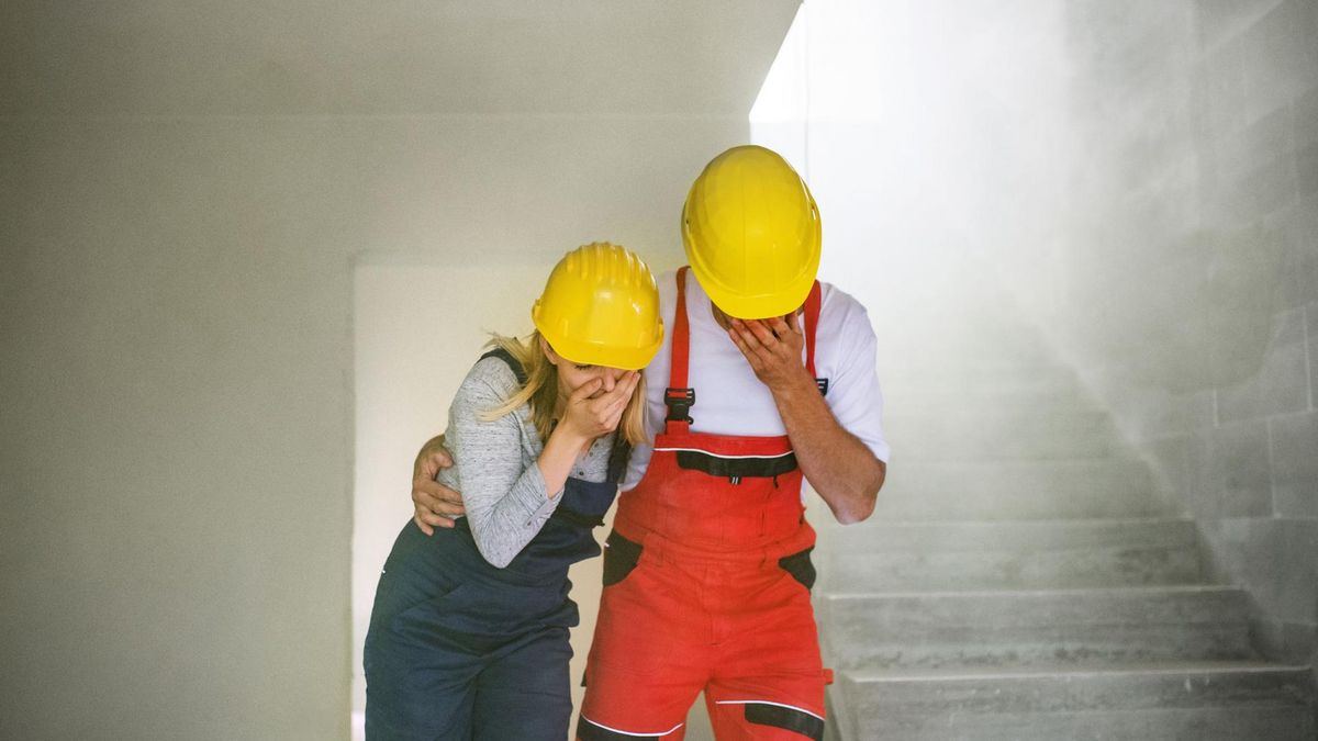 Fosgen określany także mianem dichlorku karbonylu lub tlenochlorku węgla jest bezbarwnym gazem o niezwykle duszącym zapachu oraz silnym działaniu trującym.