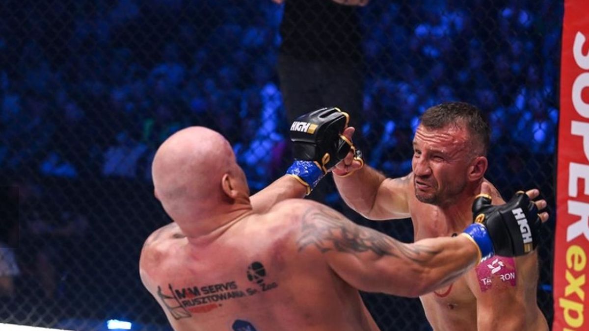 Paweł Jóźwiak podczas walki z Marcinem Najmanem na High League 6,