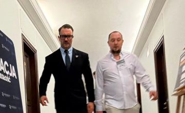 W Sejmie szykują zakaz patostreamingu. Były poseł PiS zaprosił skazanego patostreamera
