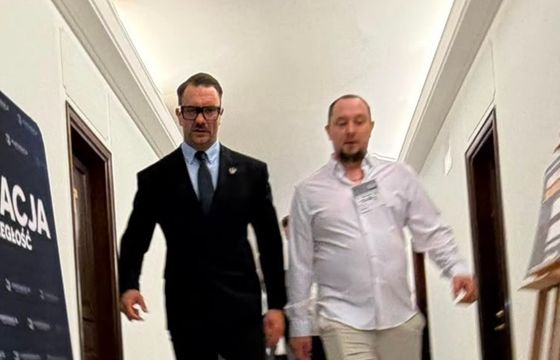W Sejmie szykują zakaz patostreamingu. Były poseł PiS zaprosił skazanego patostreamera