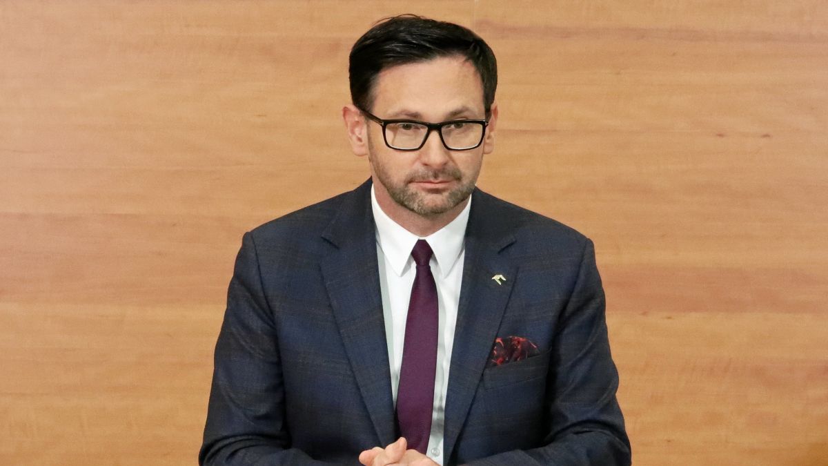 Obajtek deklaruje, że odpowie na pytania członków komisji śledczej