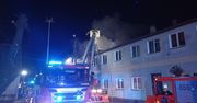 Groźny pożar w budynku wielorodzinnym – 70 strażaków w akcji! Mamy więcej informacji