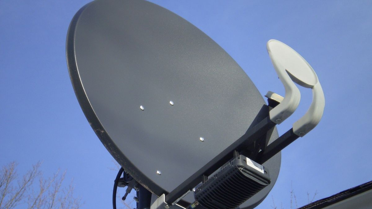 Antena satelitarna. Może sprowadzić spore kłopoty