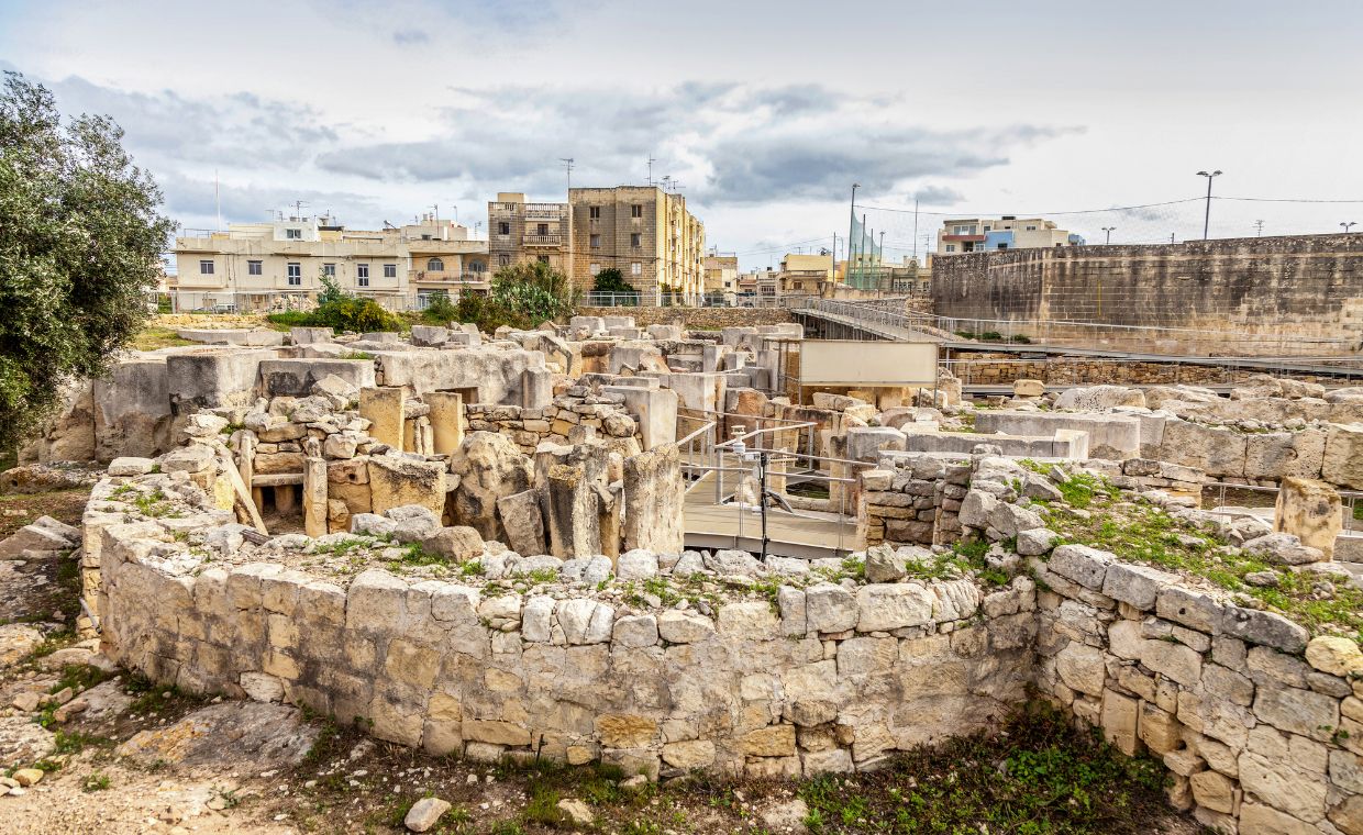 Ħaġar Qim to jedna z najbardziej znanych budowli Malty