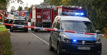 13-latek groził nauczycielowi. "Przyjdzie z maczetą". To miał w plecaku