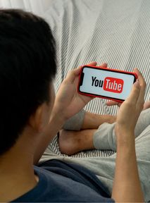 YouTube Premium dla par? Cena dla szukających oszczędności