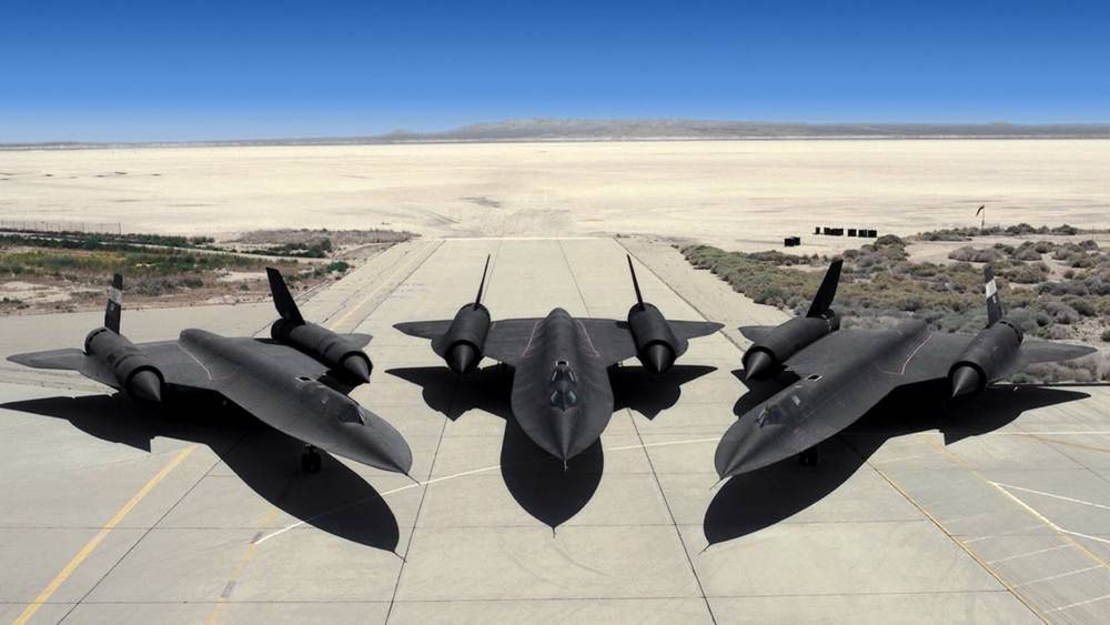 Niezwykłe konstrukcje [cz. 14]. SR-71 Blackbird zwany Habu 14
