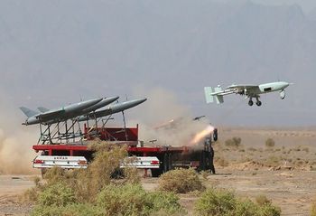 Szukają rozwiązania na "latające śmieci" Iranu. Kierują swój wzrok na Ukrainę