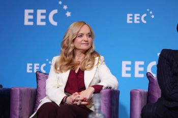 NFZ potrzebuje wsparcia z budżetu. MZ mówi, co z pensjami medyków