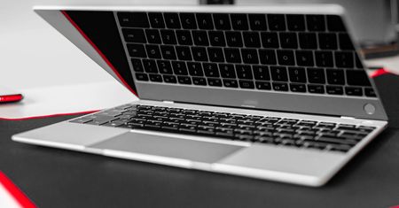 Huawei MateBook X 2020 – wyjątkowo smukły, lekki i wydajny komputer osobisty