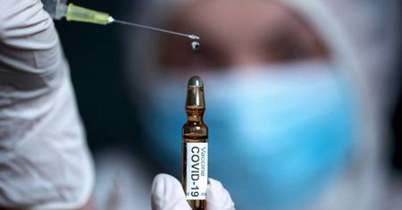 Kto pierwszy w Polsce otrzyma szczepionkę przeciw COVID? Jest decyzja