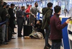Kolejne samoloty z migrantami wystartowały z lotniska w Mińsku. "Lotnisko pękało w szwach"