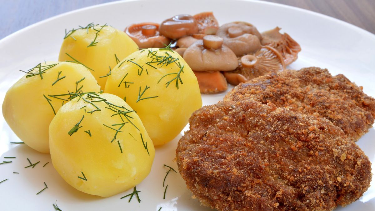 Znajoma kucharka zdradziła mi trik na soczyste mielone. Spróbowałem raz i nie robię już inaczej