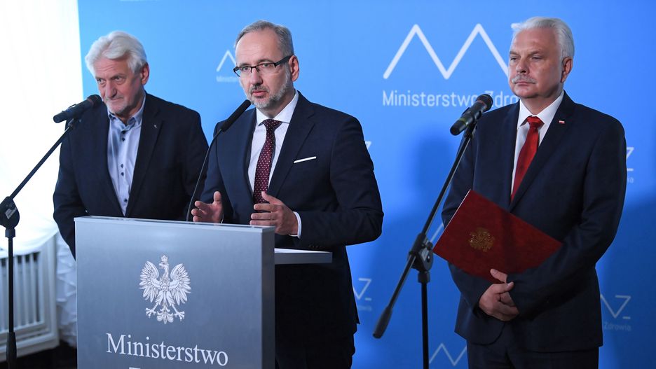 Koronawirus w Polsce. Ministerstwo Zdrowia prezentuje jesienną strategię walki z pandemią