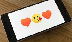 AI pomoże znaleźć miłość w serwisie Facebook Dating