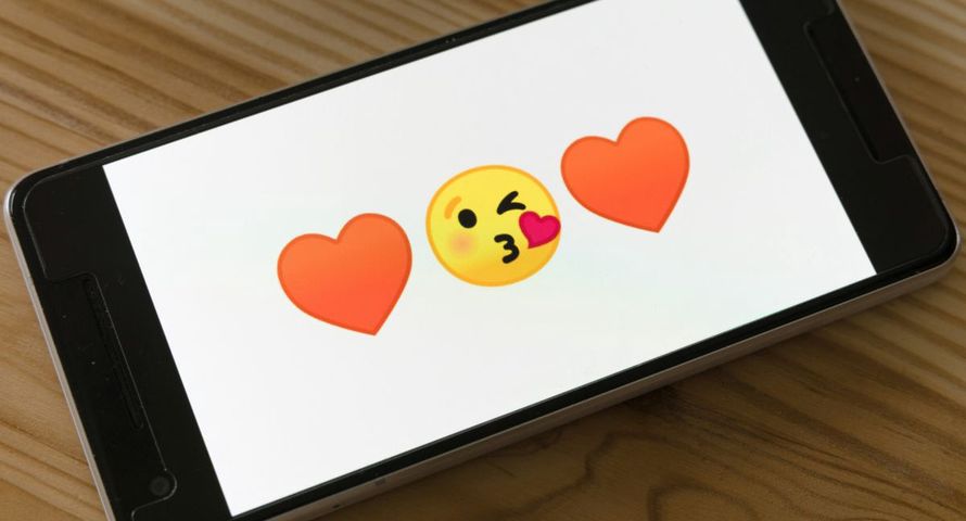 AI pomoże znaleźć miłość w serwisie Facebook Dating