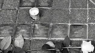 Kolejne Kamienie Pamięci w Poznaniu. Przed kamienicą przy ul. Mickiewicza 7 upamiętniono poznańskich Żydów
