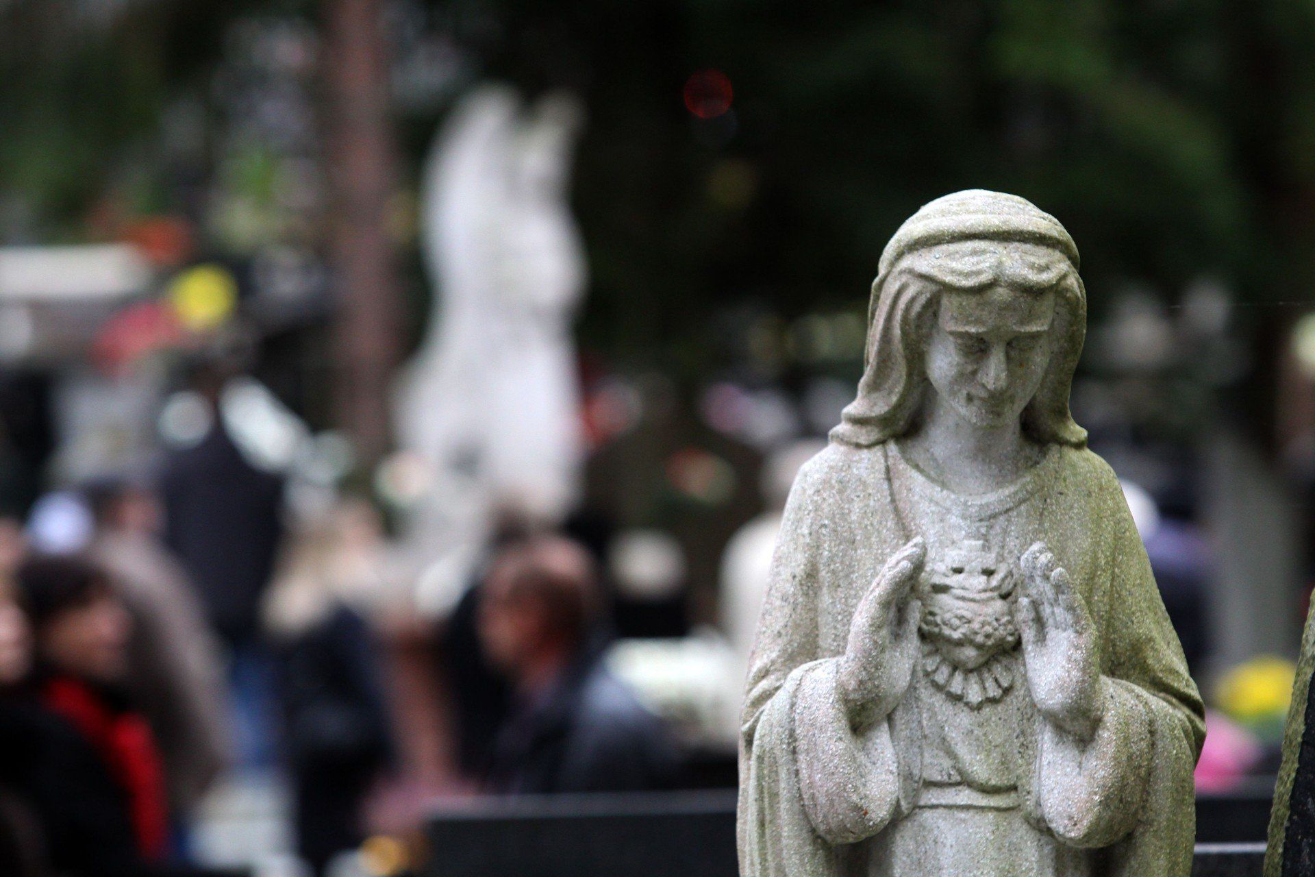 Zmiany w organizacji ruchu na Wszystkich Świętych