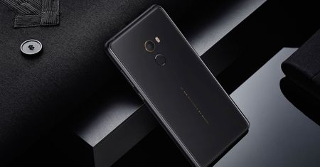 Polska przedsprzedaż (mocno ograniczona) Xiaomi Mi MIX 2 wystartuje 7 stycznia