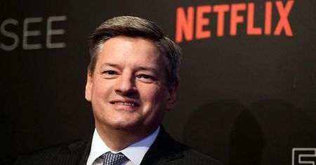 Netflix zwalnia kolejnych pracowników. Zapowiada też subskrypcję z reklamami