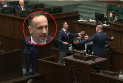 "Janusz, spasiba". Kowalski wściekł się. Uspokajał go Bosak