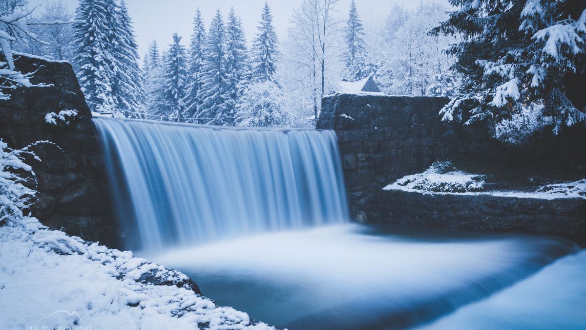 Zakopane zasypane. Śnieg zaskoczył urlopowiczów 1