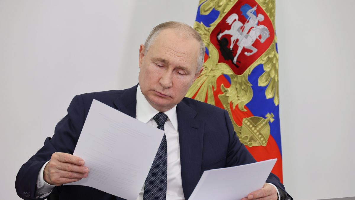 Russian President Vladimir Putin attends an opening ceremony of new educational institutions in five regions of the country, via a video link in Solnechnogorsk, Moscow region, Russia, 01 September 2023. EPA/MIKHAEL KLIMENTYEV/SPUTNIK/KREMLIN POOL MANDATORY CREDIT Dostawca: PAP/EPA.