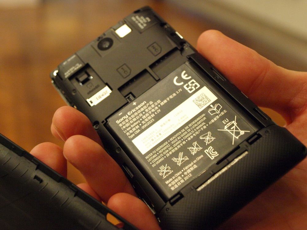 Sony Xperia E Dual - ekran kiepski, ale za to jest obsługa dwóch kart SIM [test] 2
