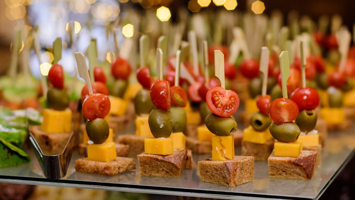 Koreczki - kanapeczki, lepsze niż klasyczne kanapki na sylwestra