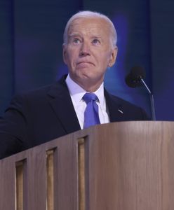 Biden przyznaje się do słabości, ale też bije w Trumpa. "Kłania się dyktatorom"