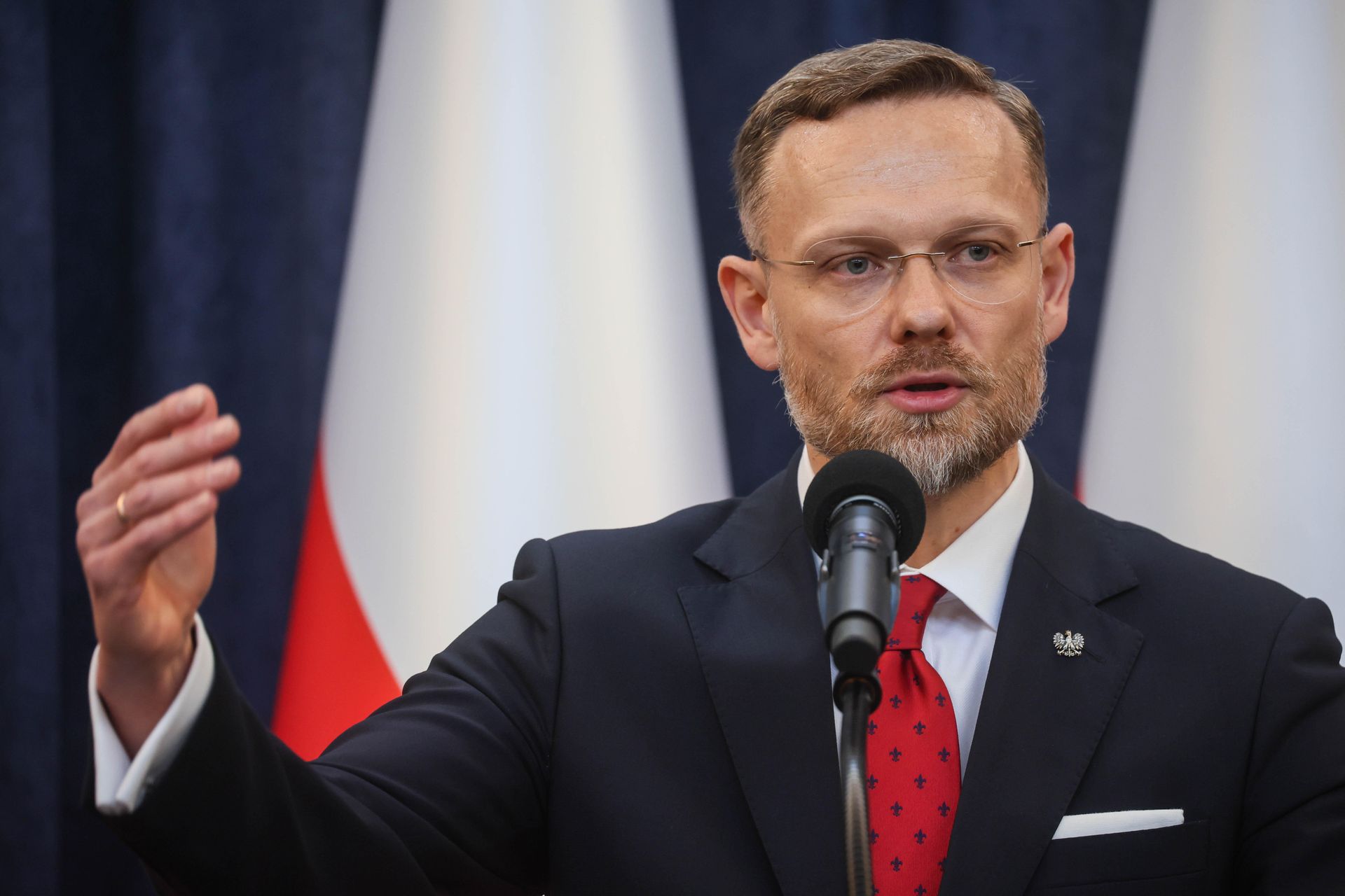 Bogucki ostrzega. "Szaleńcze ustrojowe koncepcje"