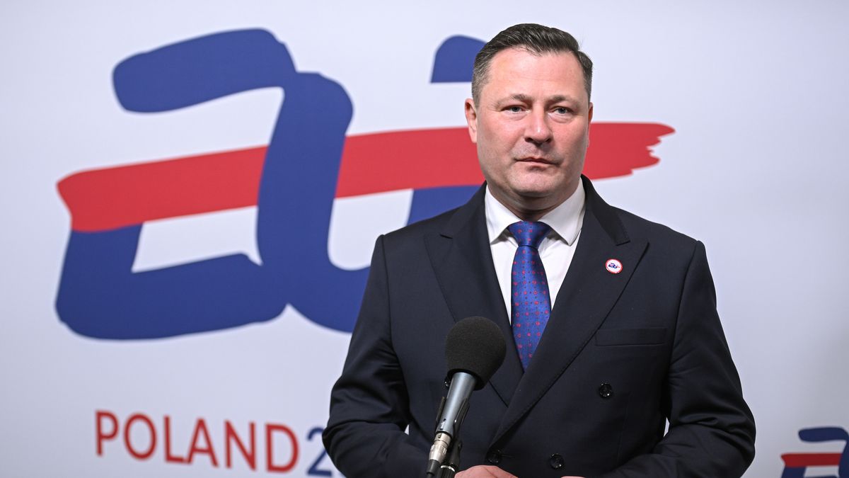 Krzysztof Paszyk
Warszawa, 04.02.2025. Przewodnictwo Polski w Radzie UE. Minister rozwoju i technologii Krzysztof Paszyk przed rozpocz�ciem nieformalnego spotkania ministr�w rynku wewn�trznego i przemys�u oraz ministr�w handlu, 4 bm. w Warszawie. (jm) PAP/Marcin Obara
Marcin Obara
compet, cytadela, eu, fac, ministrowie, ministr�w, nieformalna, nieformalne, prezydencja, przewodnictwo, rada, rada nieformalna, rada ue, sesja, spotkanie, ue, unia europejska, unii europejskiej, polityk, polityka