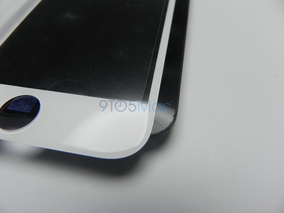 W skrócie: przedni panel iPhone'a 6, pieczona Moto X i bezużyteczny Galaxy Gear 23