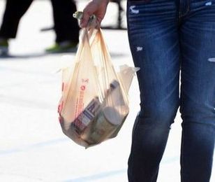 Koniec plastikowych torebek w sklepach. Belgia wkrótce może wprowadzić zakaz
