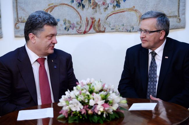 Prezydenty Komorowski podczas spotkania z Poroszenko
