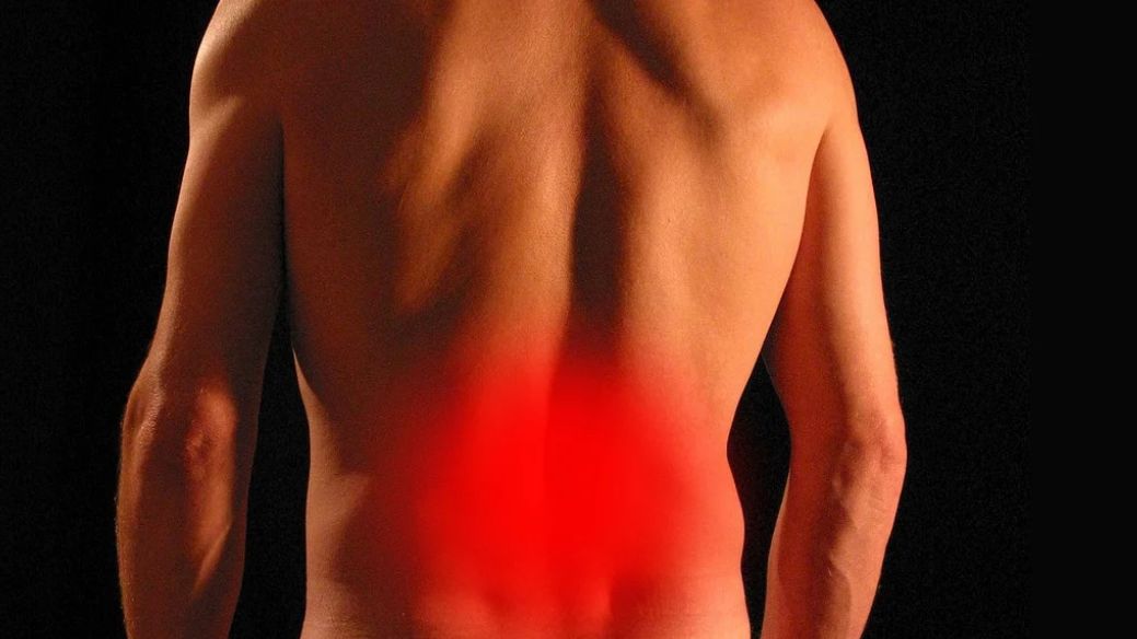 W termolezji wykorzystuje się działanie prądu o częstotliwości fal radiowych (300–500 kHz). Termolezja jest metodą leczenia przewlekłych dolegliwości bólowych, m.in. zespołów bólowych kręgosłupa piersiowego, szyjnego czy lędźwiowo-krzyżowego.