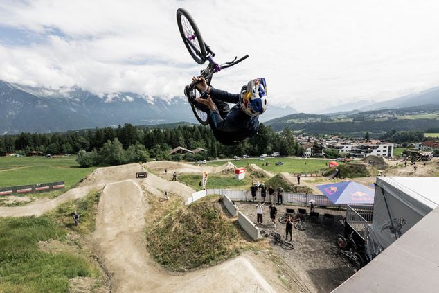 Dawid Godziek podczas zawodów