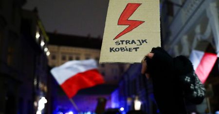 Strajk Kobiet w natarciu. Chce zablokować sejm