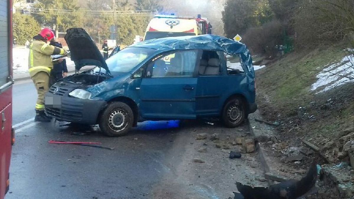 Zniszczony volkswagen