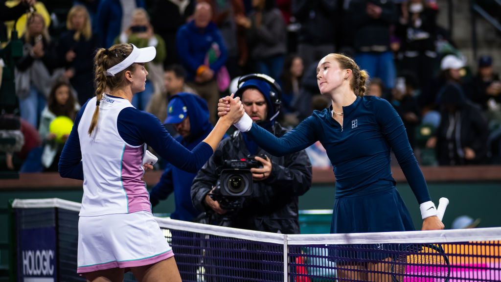 Getty Images / Robert Prange / Na zdjęciu od lewej: Mirra Andriejewa i Jelena Rybakina