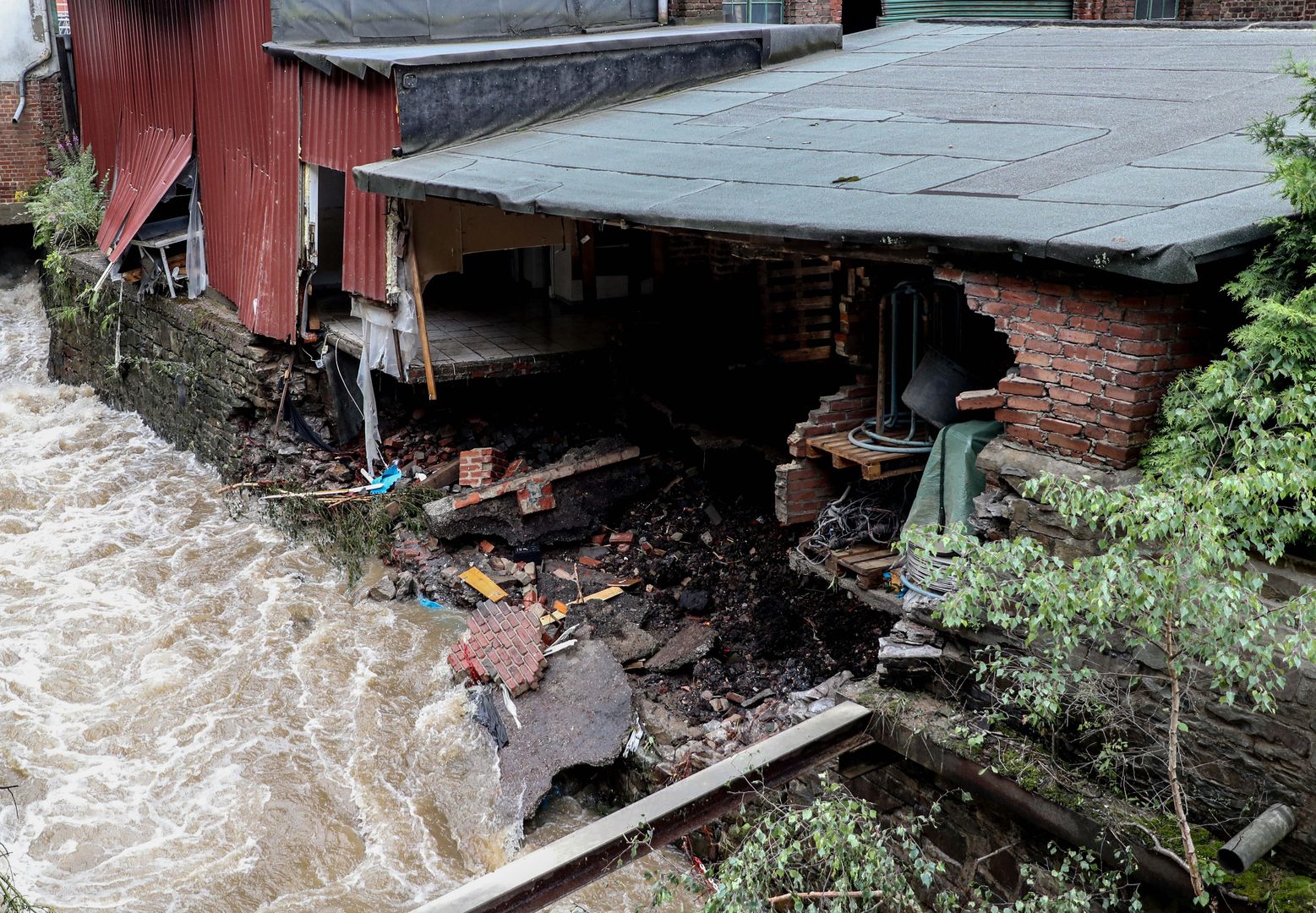 Zawalone domy, ofiary śmiertelne i zaginieni. Koszmarny bilans powodzi w Niemczech