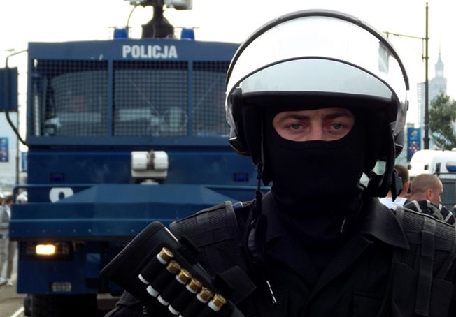 Polska bez systemu łączności. W razie ataku wojsko, policja i służby mogą być bezradne