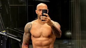 Ma 48 lat i zachwyca formą. Widzą go w bokserskim ringu